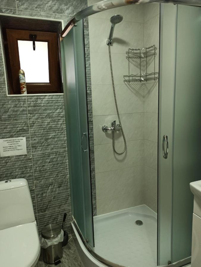 Brand New 2020 Specious Apartment Druzi 2 Palyanytsya Exterior foto