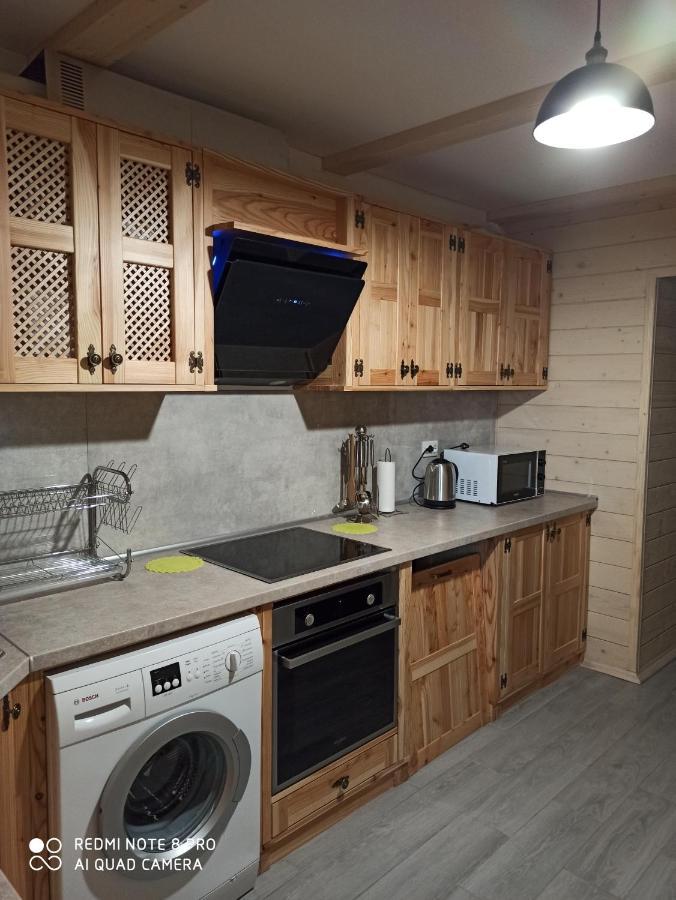Brand New 2020 Specious Apartment Druzi 2 Palyanytsya Exterior foto